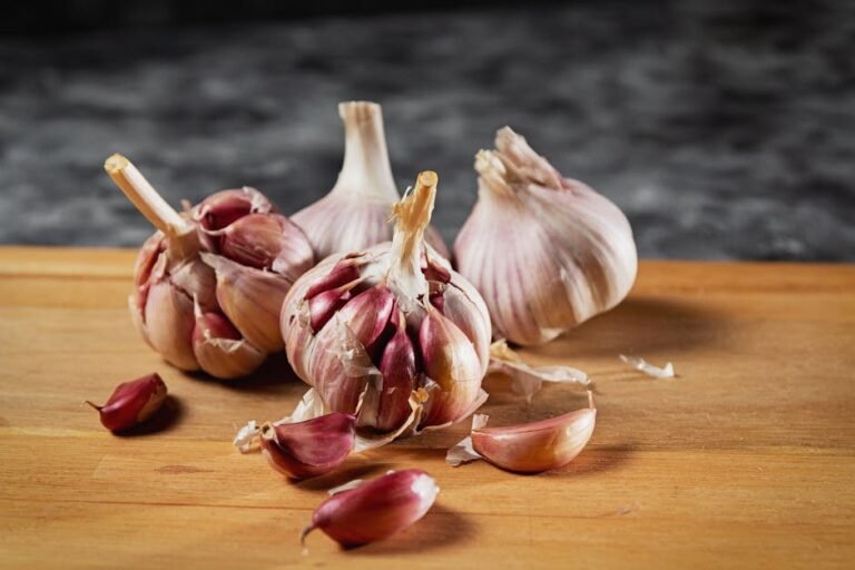 Unlock Maximum Garlic Flavor: Fresh vs. Jarred vs. Granulated