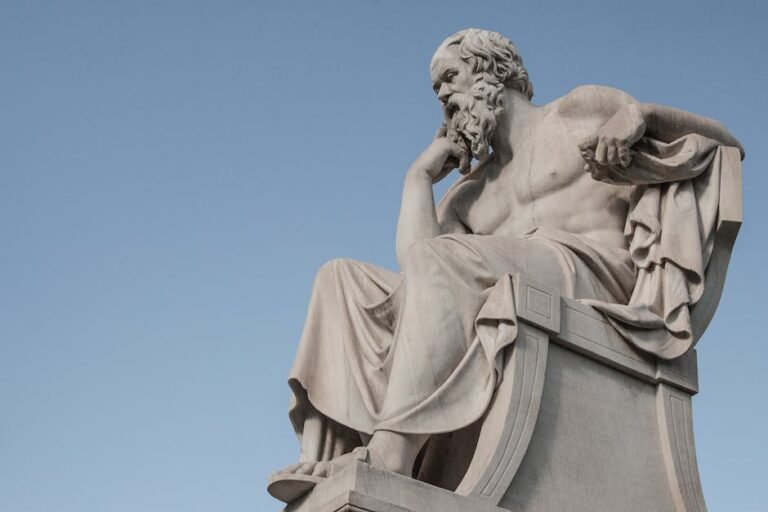 Socrates' Philosophy: Challenging Norms & The Power of Critical Thought