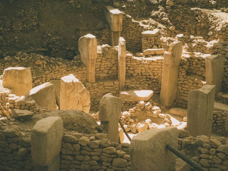 Unveiling Ancient Mysteries: Long-Lived Kings, Global Cataclysms, and Suppressed History from Sumer to Atlantis