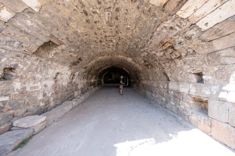 Unveiling the Derinkuyu Mystery: Ancient Underground Cities & Cosmic Catastrophes