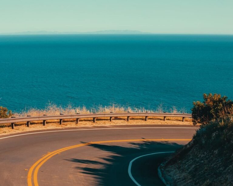 The Ultimate California Road Trip Guide: Unforgettable Adventures & Scenic Routes