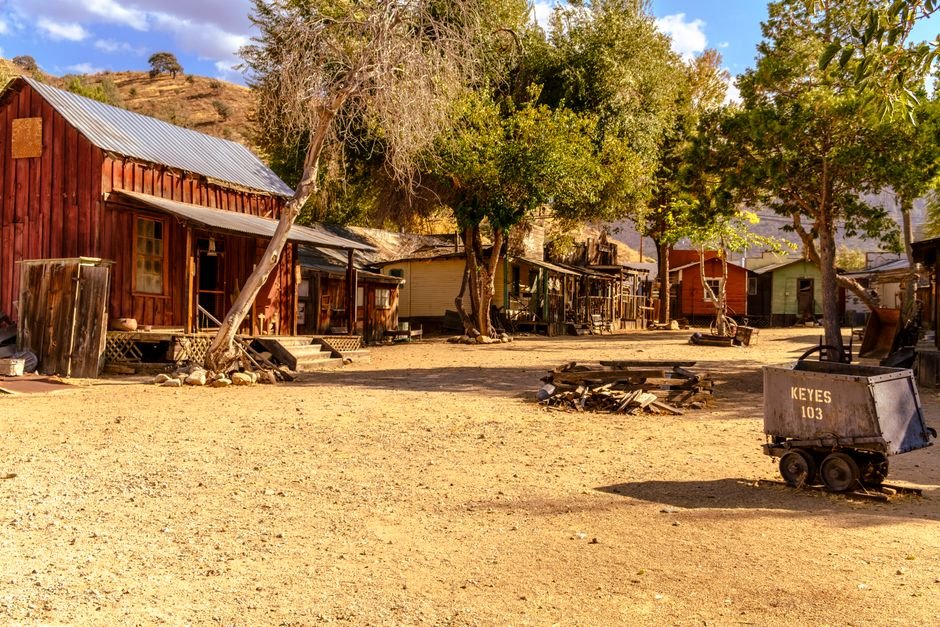 California's Formative Conflicts: Unpacking Early Strategic Power Struggles & Heritage